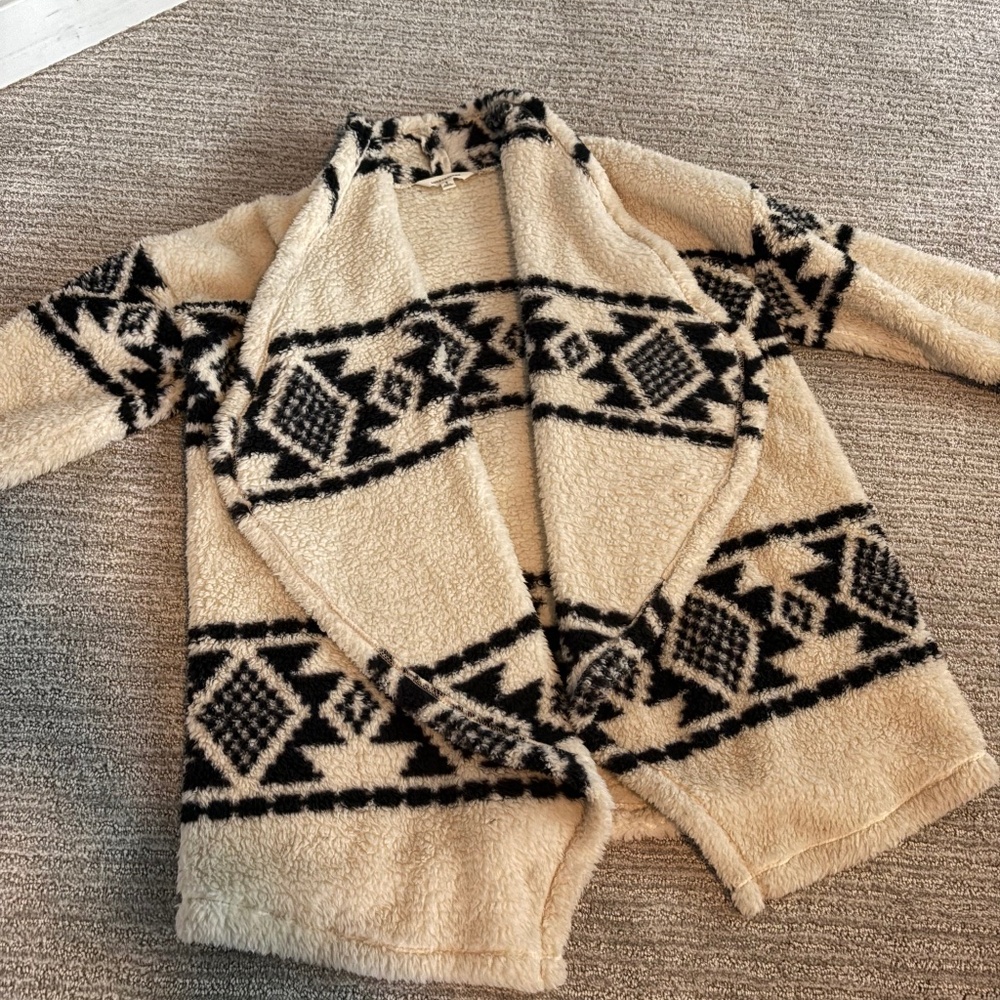 Lucky Fleecy sweater